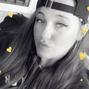 Meet your Posher, Tabitha